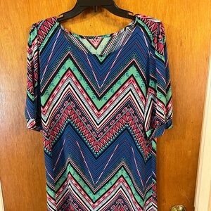 Beautiful flowy dress-Medium